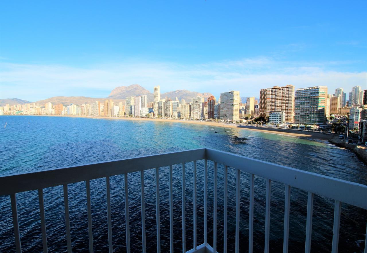 Las Algas 5-1 Benidorm Exterior photo